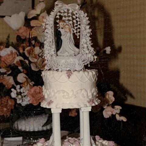 Roses and Filigree cake