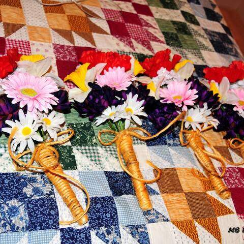 Jaime's attendants bouquets 