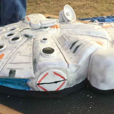 Millennium Falcon left