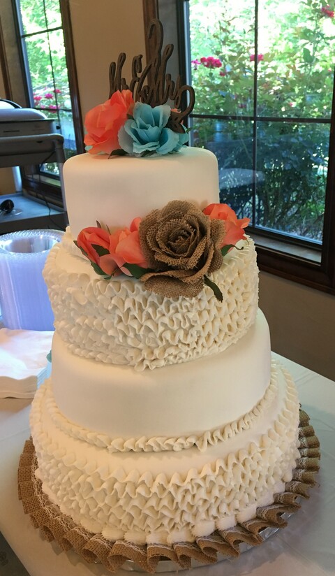 Ruffles cake right