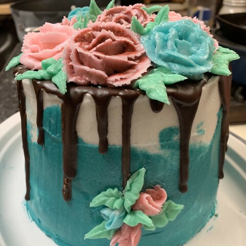 roses, drip, two tone  cake