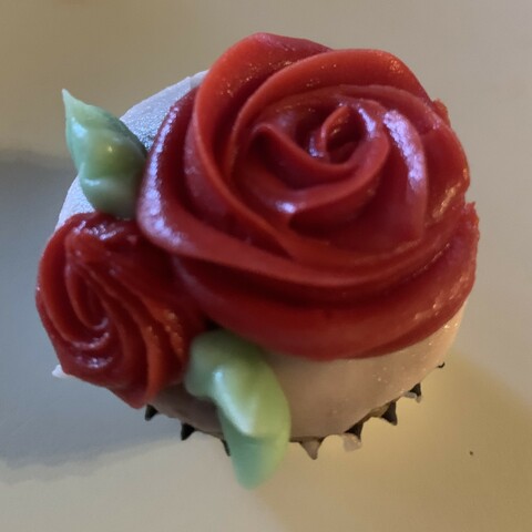 rose cupcake