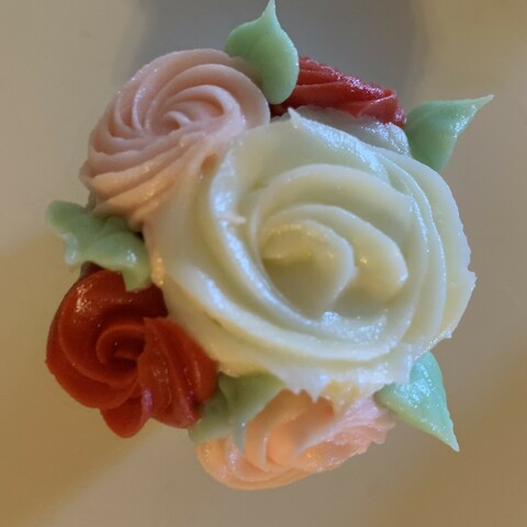 rose cupcake
