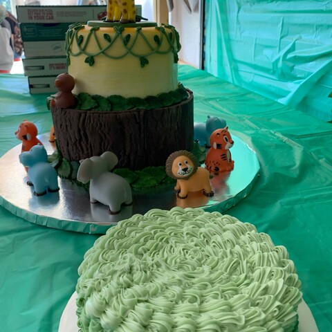 Jungle Cake table end