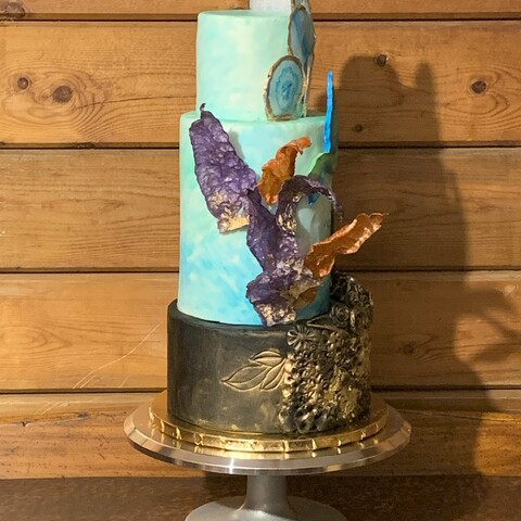 class cake left
