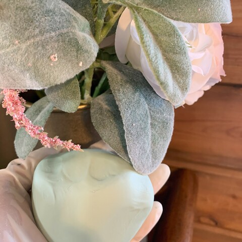 Checking fondant color