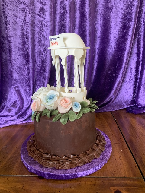 Gazebo and Roses Cake right