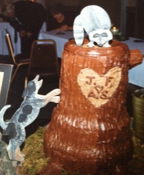 Stump cake with light