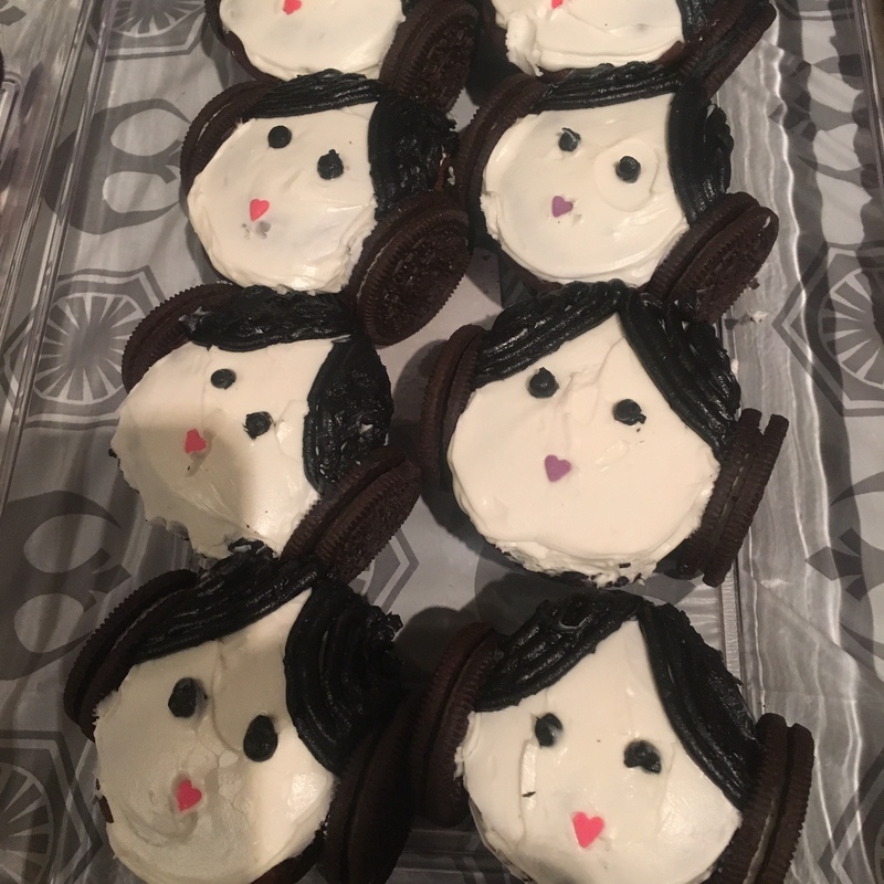 Princess Leia Cupcakes