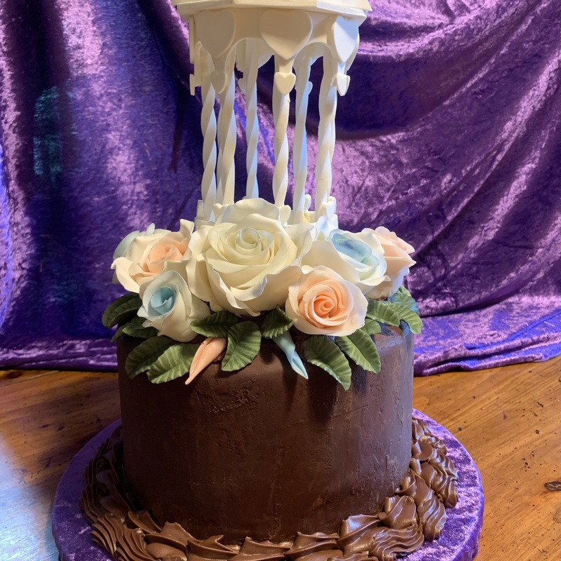 Gazebo and Roses Cake